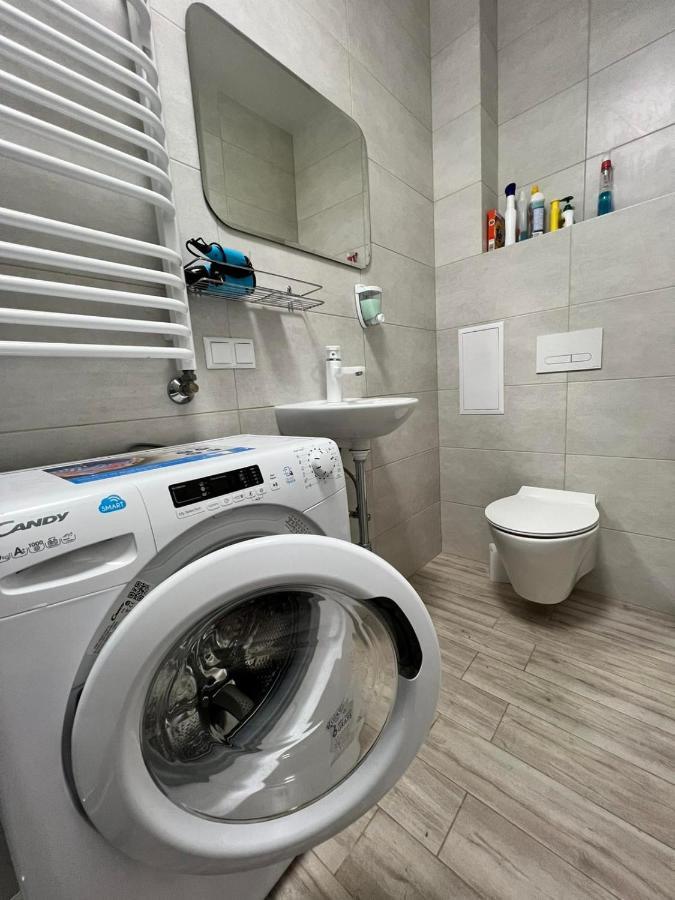 Transfer Apartament І.Franka 59 Leópolis Exterior foto
